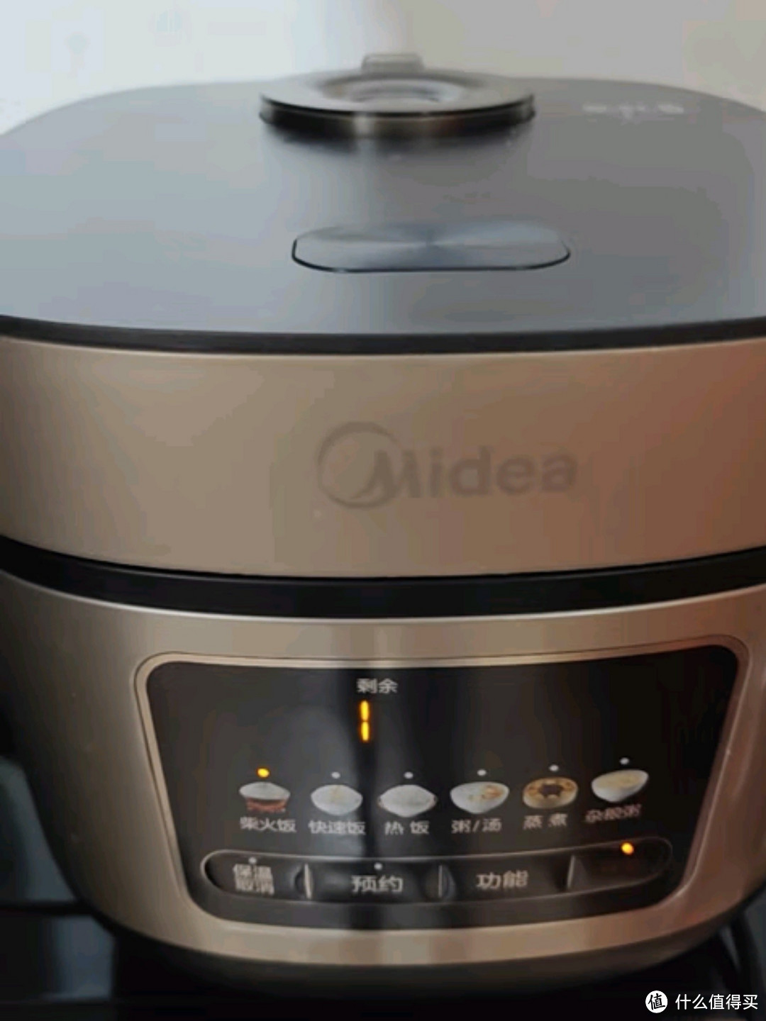 美的MB-RE517电饭煲:科技与实用的完美结合